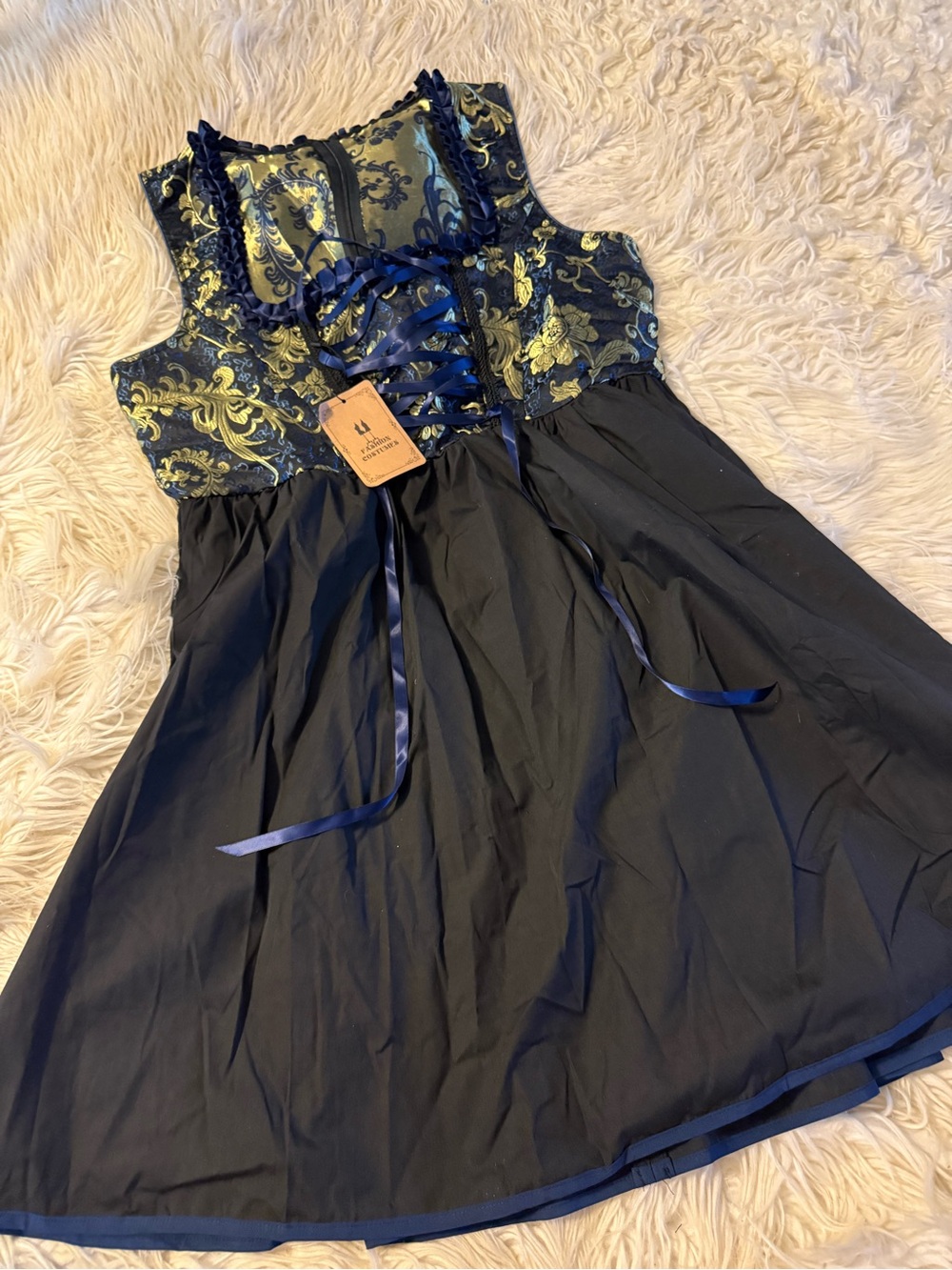 Women’s Oktoberfest costume dress (E7)